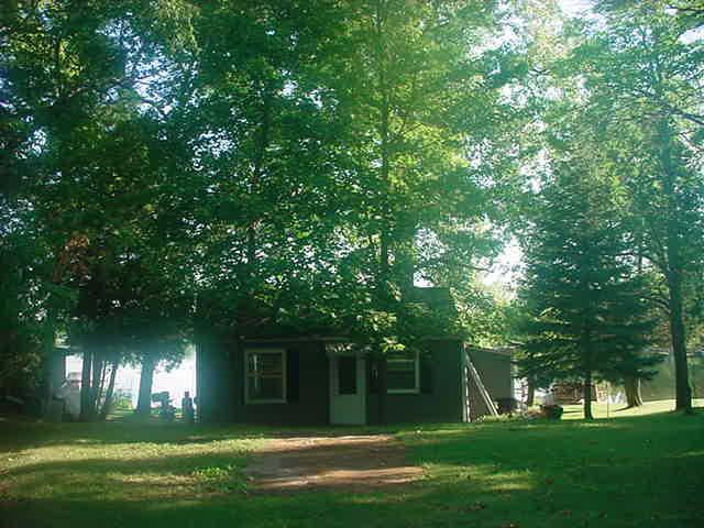 19630 Henning Rd., Schleswig, WI 53042