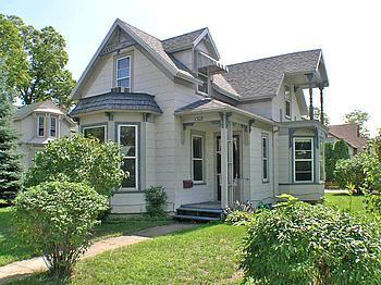 1302 Market St, La Crosse, WI 54601