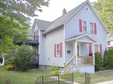 512 N Chicago Ave, South Milwaukee, WI 53172