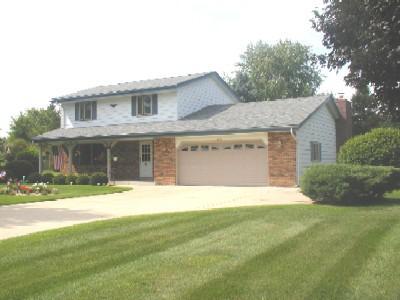 4949 Eagle Ln., West Bend, WI 53095