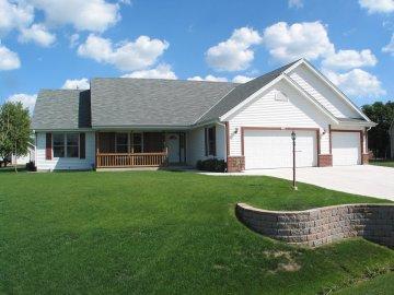[Address Hidden by Seller], Oak Creek, WI 53154