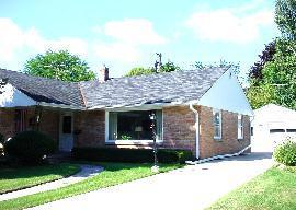 W62N321 Hanover Ave, Cedarburg, WI 53012