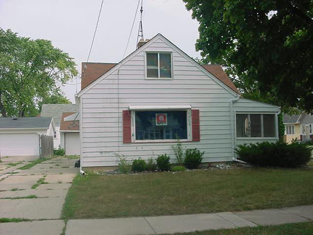 1802 43rd St., Kenosha, WI 53140