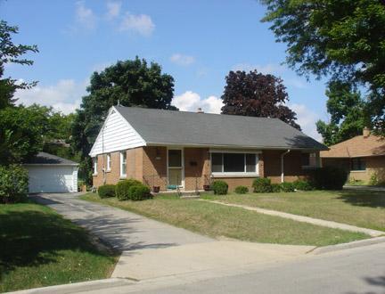 5349 N Lydell Ave., Glendale, WI 53217