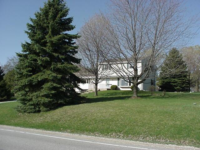 3221 County Road Cc, Hartford, WI 53086