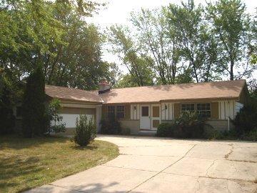 13225 W Marin Way, New Berlin, WI 53151