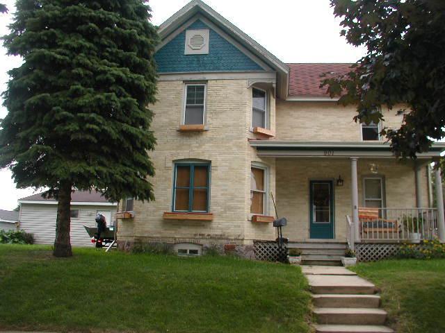 901 N 4th St., Watertown, WI 53098