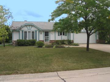7242 S 38th St., Franklin, WI 53132