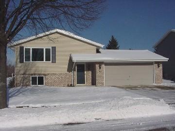 1748 Fox Hill, Sheboygan, WI 53081