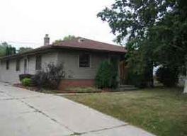 1753 Carroll Ave, South Milwaukee, WI 53172