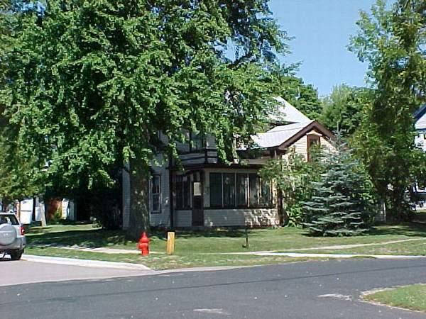 104 Plain St., Sharon, WI 53585