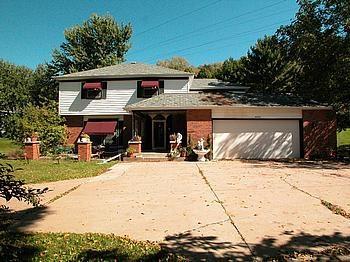 W5775 Sherwood Dr., Shelby, WI 54601