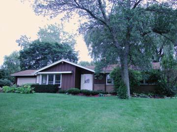 5841 W Green Brook, Brown Deer, WI 53223