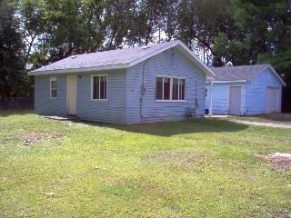 W1449 Fairview Rd., Bloomfield, WI 53157