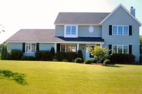 N53W15383 Balsam Dr, Menomonee Falls, WI 53051