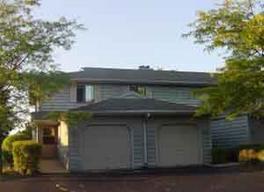 811 S Imperial Dr., Hartland, WI 53029