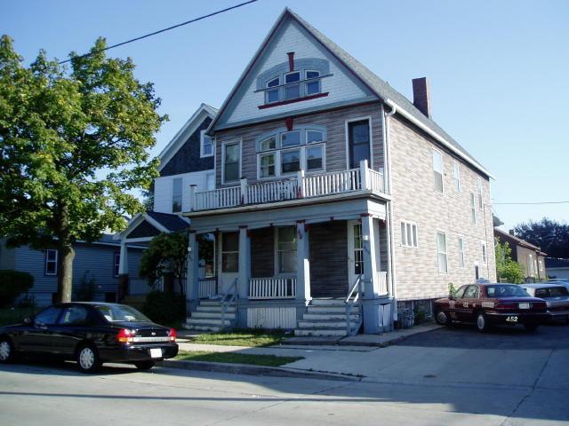 449 E Lincoln Ave. #451, Milwaukee, WI 53207