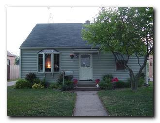 7822 22nd Ave., Kenosha, WI 53143