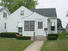 2128 Saint Clair St., Racine, WI 53402
