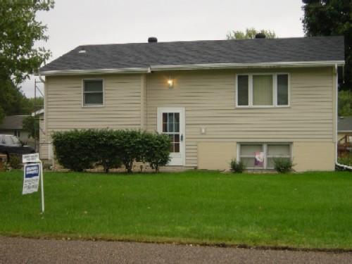 W8363 Woodview Dr., Onalaska, WI 54650