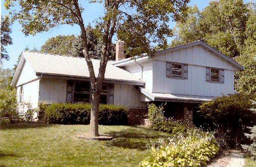 W152N11525 Valley Dr., Germantown, WI 53022
