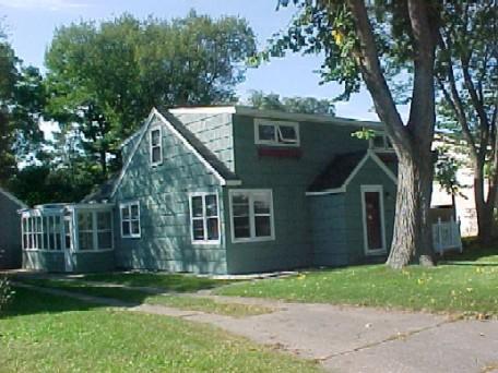 3156 S 25th St., La Crosse, WI 54601