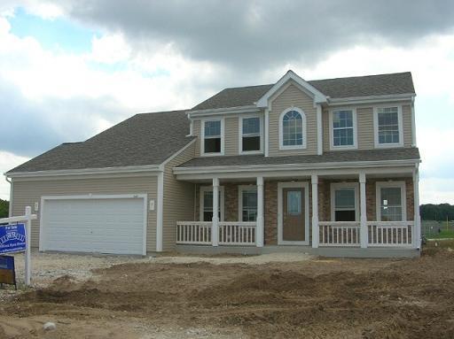 742 N Creekwood Ln., West Bend, WI 53095