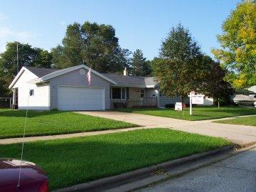 729 E Kilbourn Ave., West Bend, WI 53095