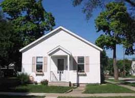 1637 Market St, La Crosse, WI 54601