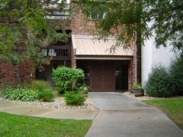 2350 Good Hope Rd. #257, Glendale, WI 53209