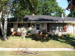 726 Sherman Way, West Bend, WI 53090