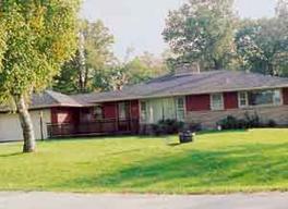 3201 W Skamra Ave., Franklin, WI 53132