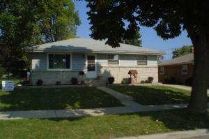 1430 W Van Norman Ave, Milwaukee, WI 53221