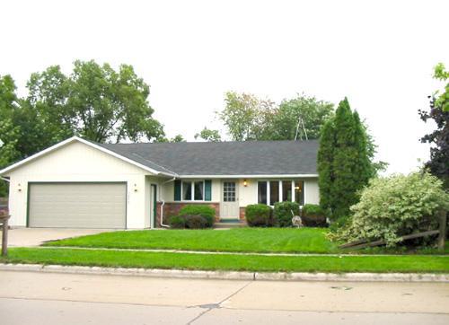 3917 S 18th St, Sheboygan, WI 53081