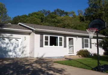 605 Evergreen, Holmen, WI 54636