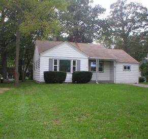 131 S Cogswell, Silver Lake, WI 53170