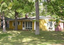 31 Lincoln Pkwy., Williams Bay, WI 53191