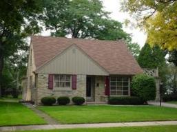 2643 N 96th St., Wauwatosa, WI 53226