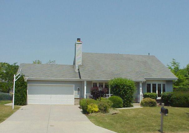 4144 Martinton Dr., Franklin, WI 53132