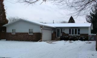 3207 S 27th St, La Crosse, WI 54601