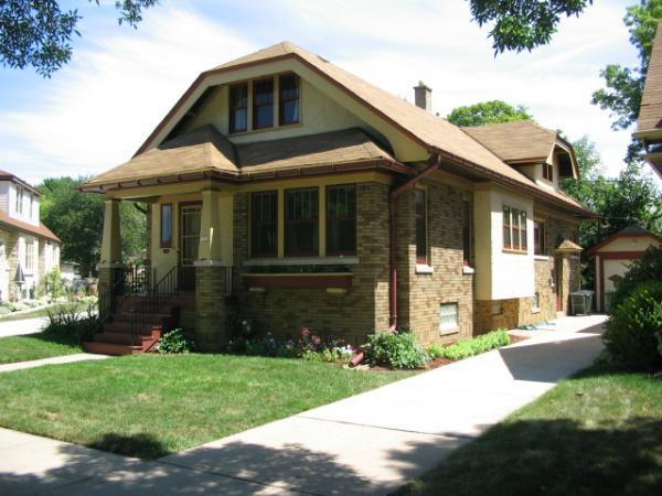 1926 N 86th, Wauwatosa, WI 53226