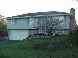 3318 Victorian Dr, Racine, WI 53406