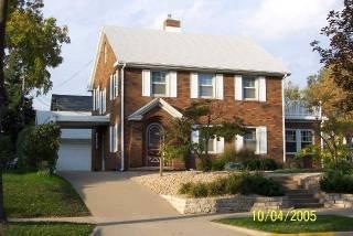 2225 State St., La Crosse, WI 54601