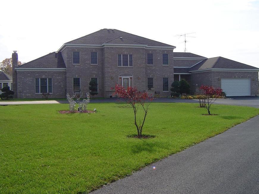 27035 122nd St., Salem, WI 53179