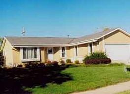 1102 Cherrywood Dr., Waukesha, WI 53188