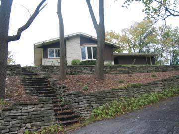 21620 W Lochinvar Ln., New Berlin, WI 53146