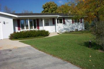 W4440 Park Square North, Holland, WI 53075