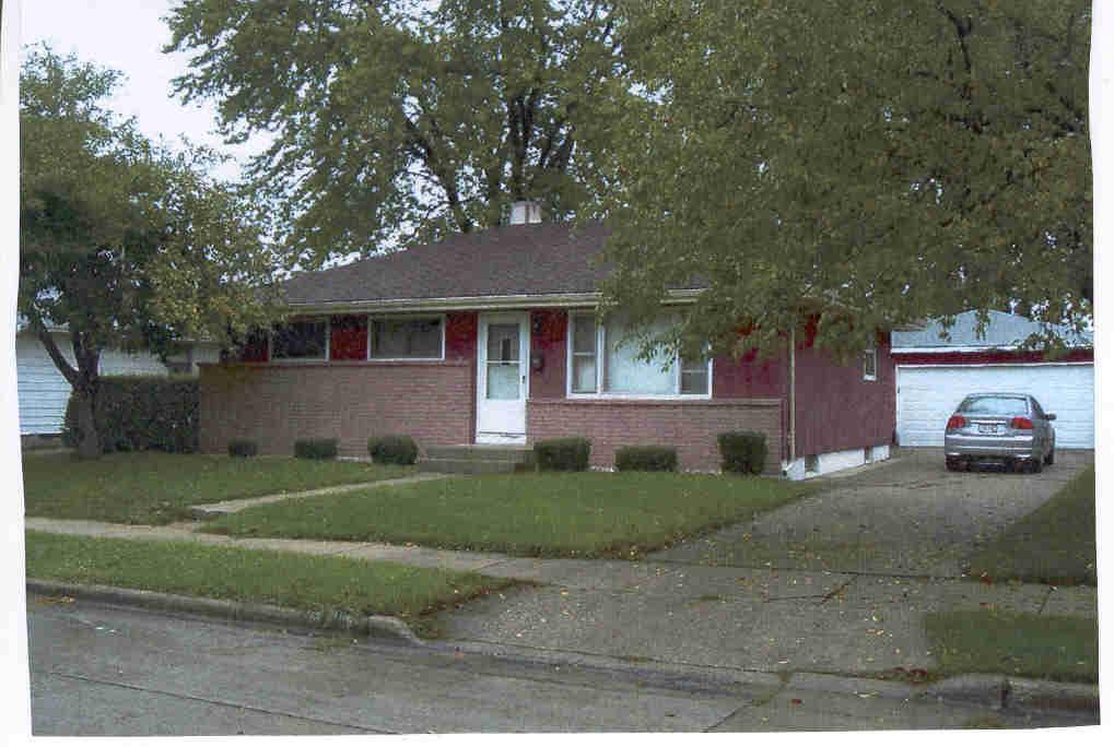 3323 Hamlin Ave., Racine, WI 53403
