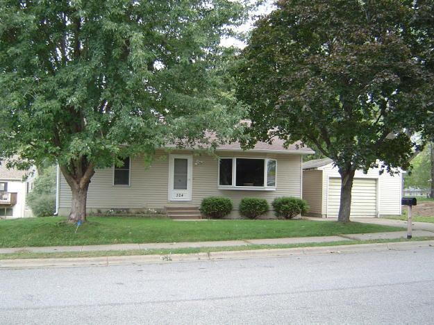 324 N 5th Ave., Onalaska, WI 54650