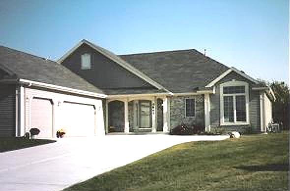 5841 Wynbrook Ct., Mount Pleasant, WI 53406